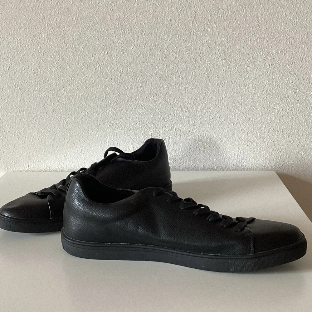 Unlisted Men's Black Leather Low-Top Sneakers - Casual Lace-Up Shoe Size 11